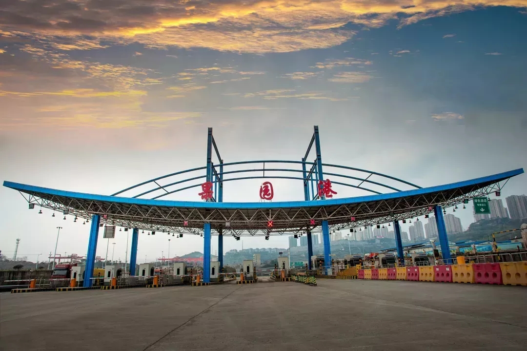 1632790620517996.jpg 640.webp (4).jpg