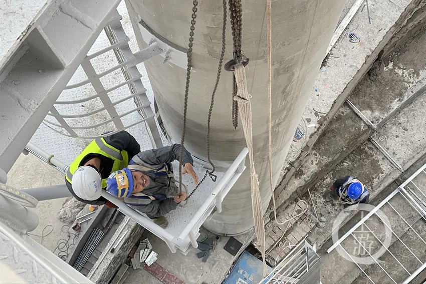 1642124057650849.jpg 640.webp (16).jpg