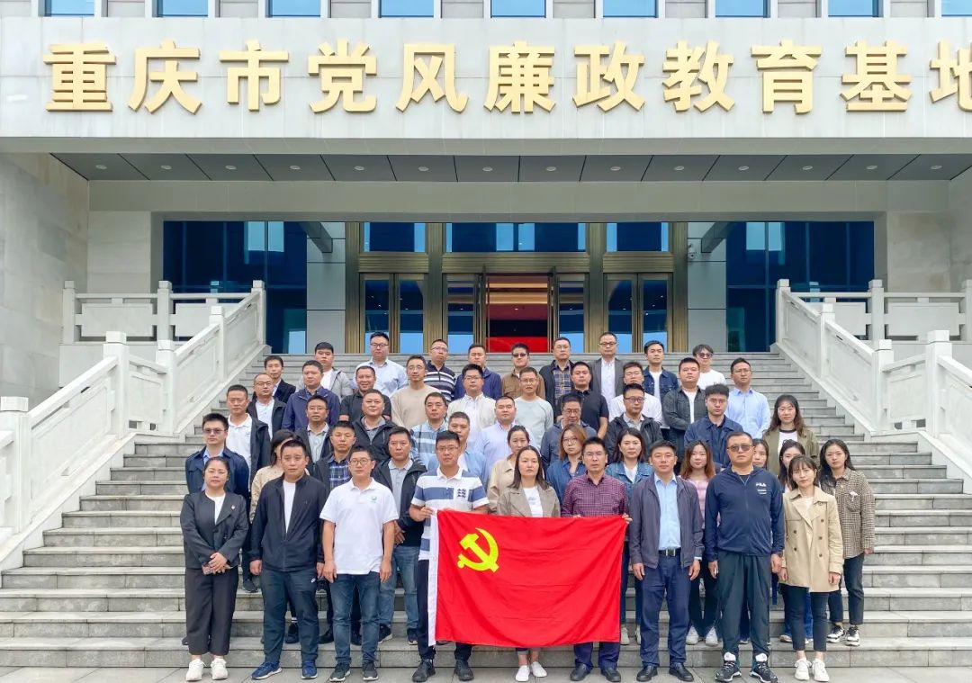 1696927681603985.jpg 640.jpg