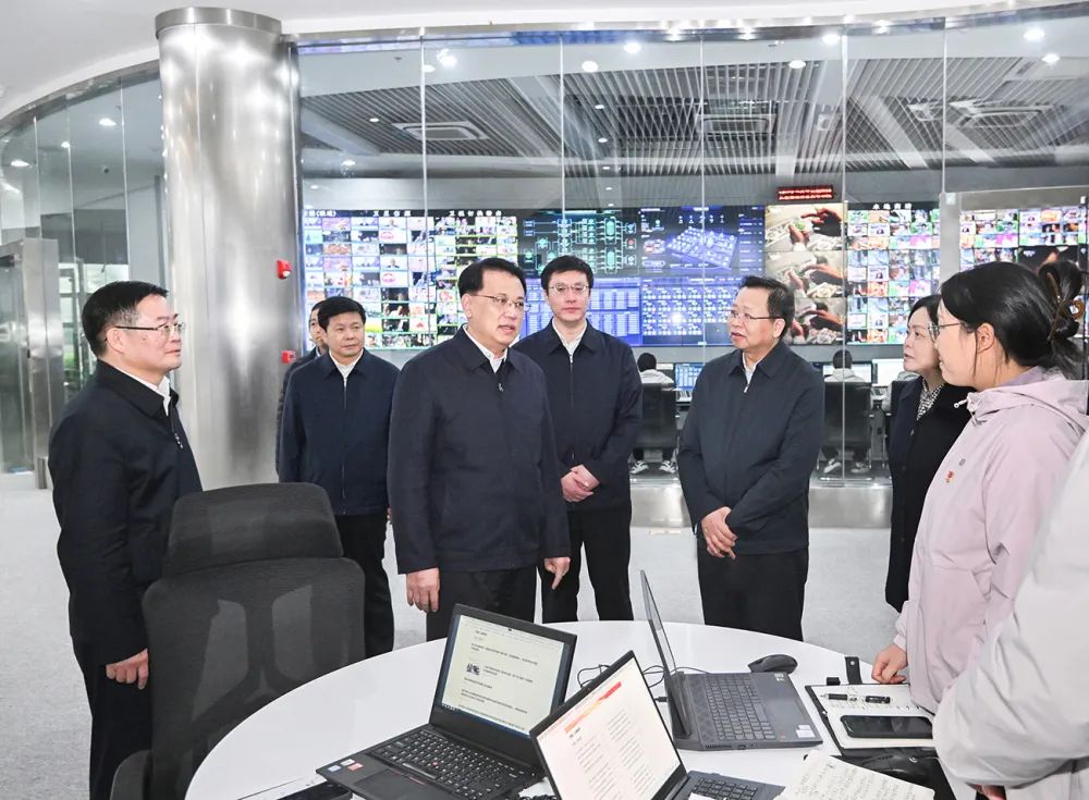 1702257272899207.jpg 640 (1).jpg