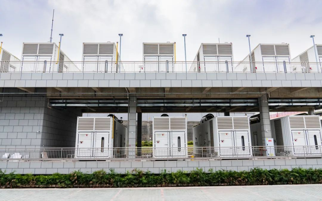 1716858702376143.png 640 (1).png