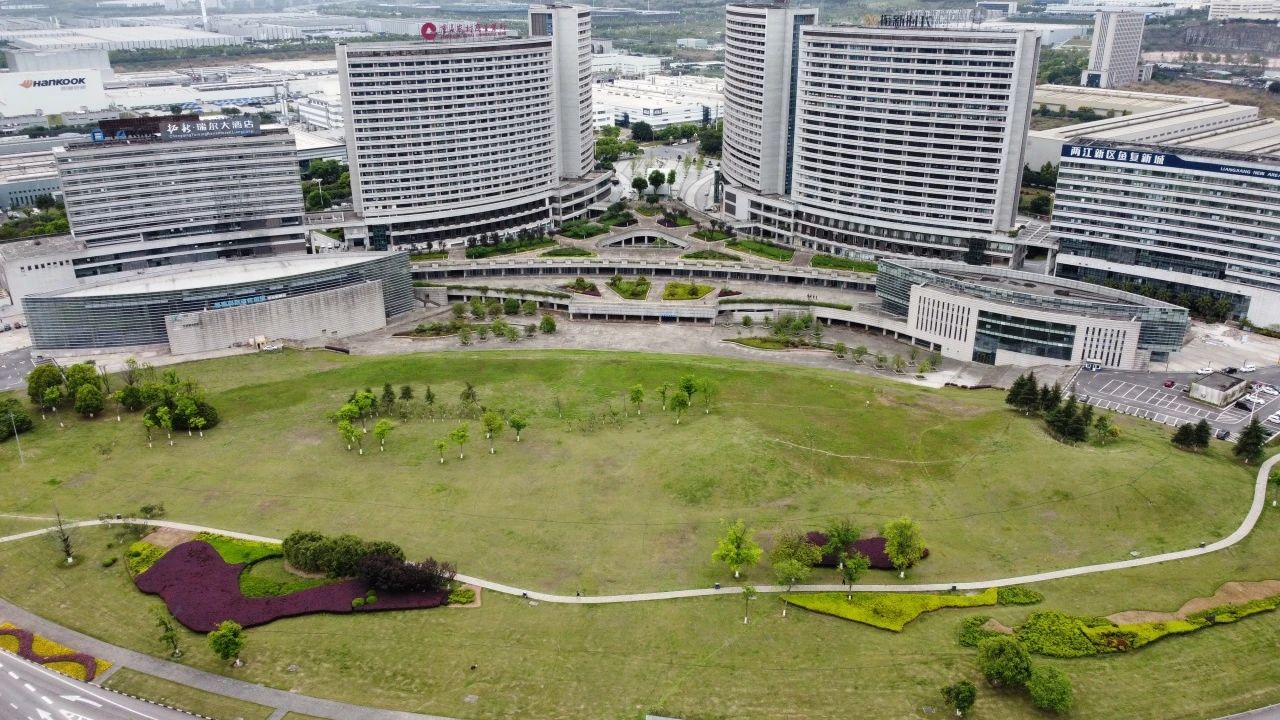 1726189728269592.jpg 2.jpg