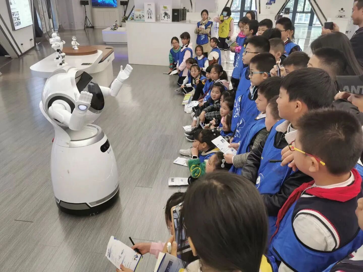 1768184901898770.jpg 微信圖片_2026-01-12_102636_437.jpg